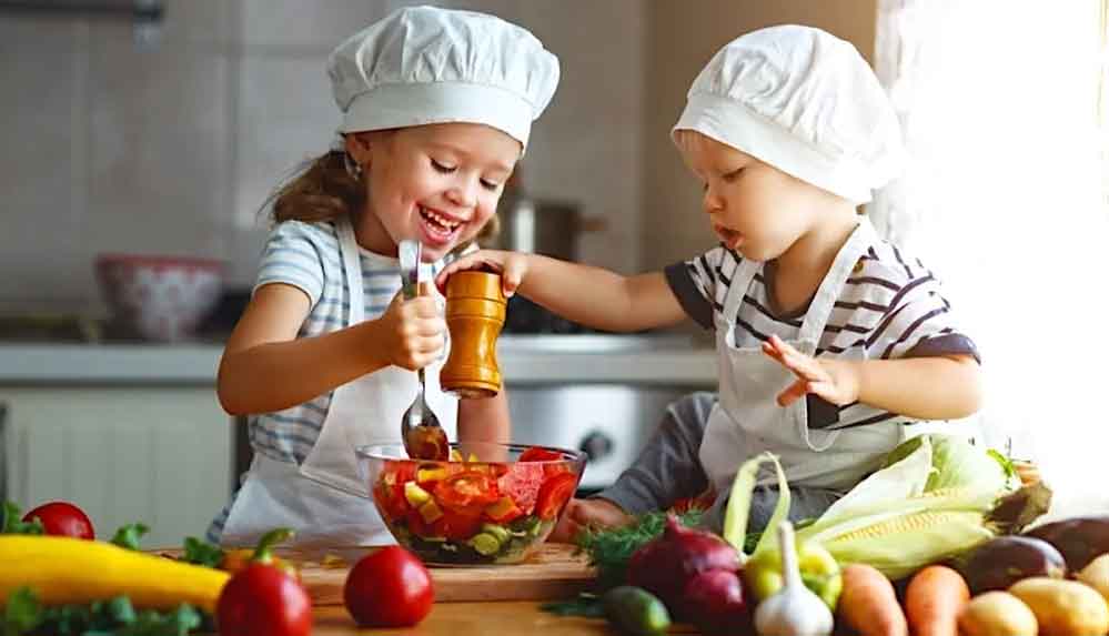 Sebze-ve-meyve-tüketen-çocuklar-daha-sağlıklı-oluyor