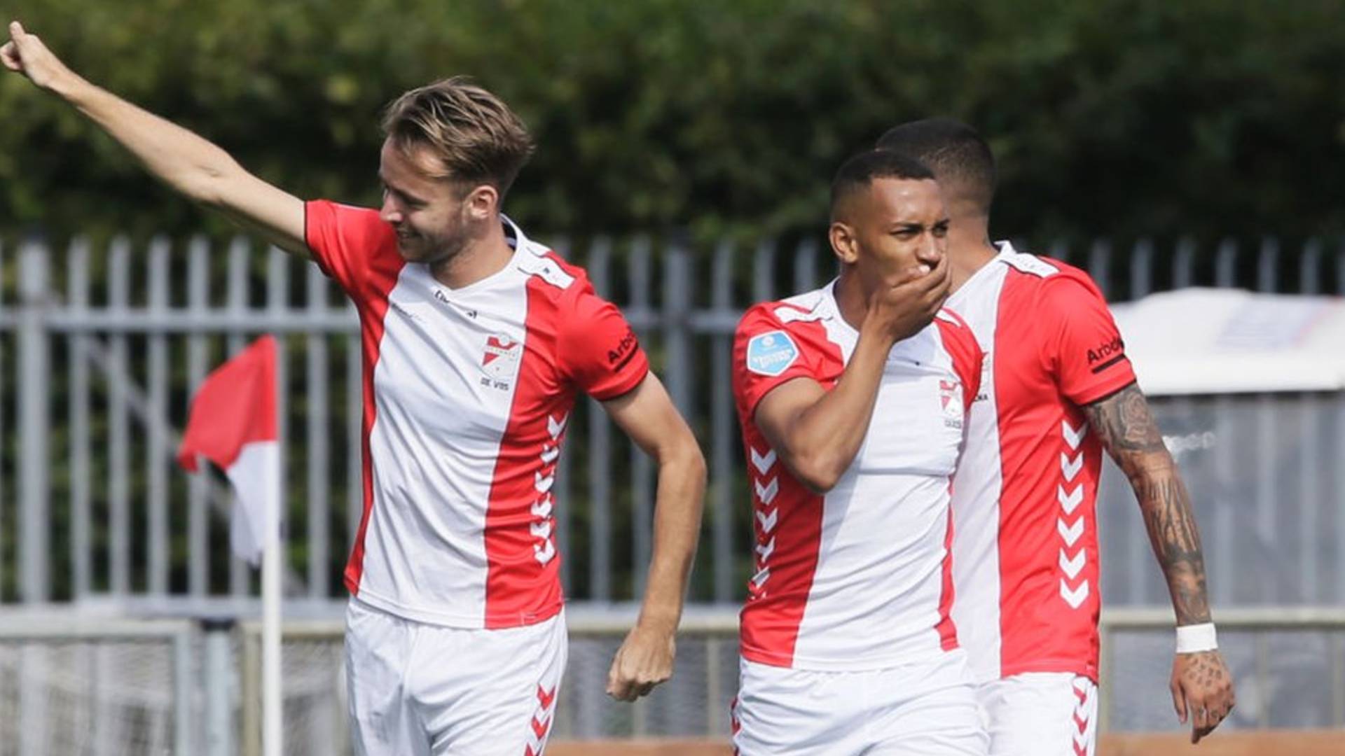 Hollanda Futbol Federasyonu fantezi ürünleri reklamına izin vermedi