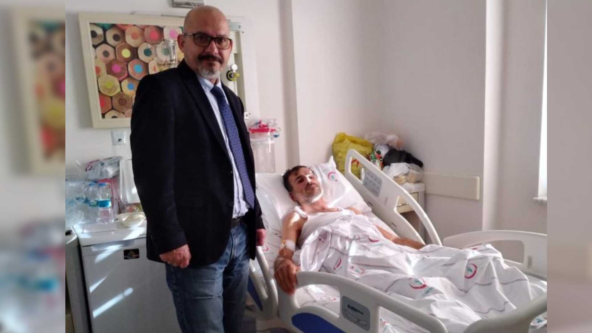 İngiltere’de yaşayıp Türkiye’de kaza geçiren mağdurların yardımına koşuyorlar.