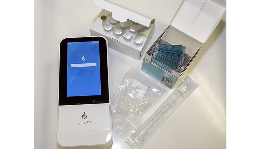 12 dakikada sonuç veren ‘corona’ testi uygulaması Britanya’da eczanelerde başlıyor