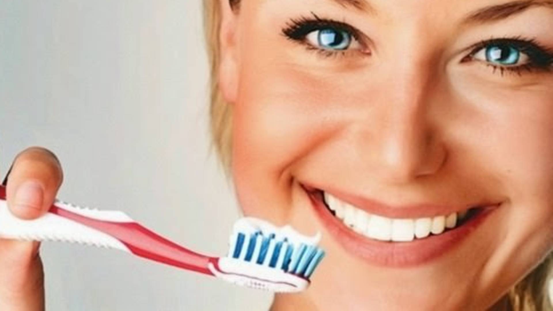 Britanyalı uzman_ Kovid-19'a karşı yeni önlem diş fırçalamak