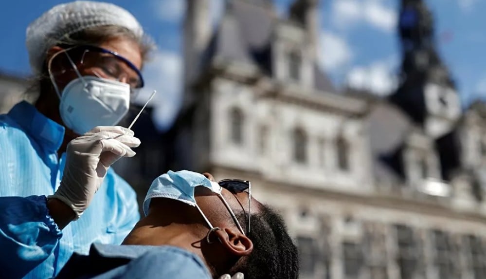 Fransa'da Kovid-19 vaka sayısı 1 milyonu geçti