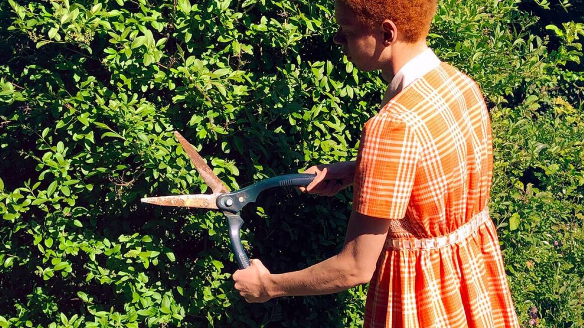 Gucci'den 1700 sterline erkek elbisesi!