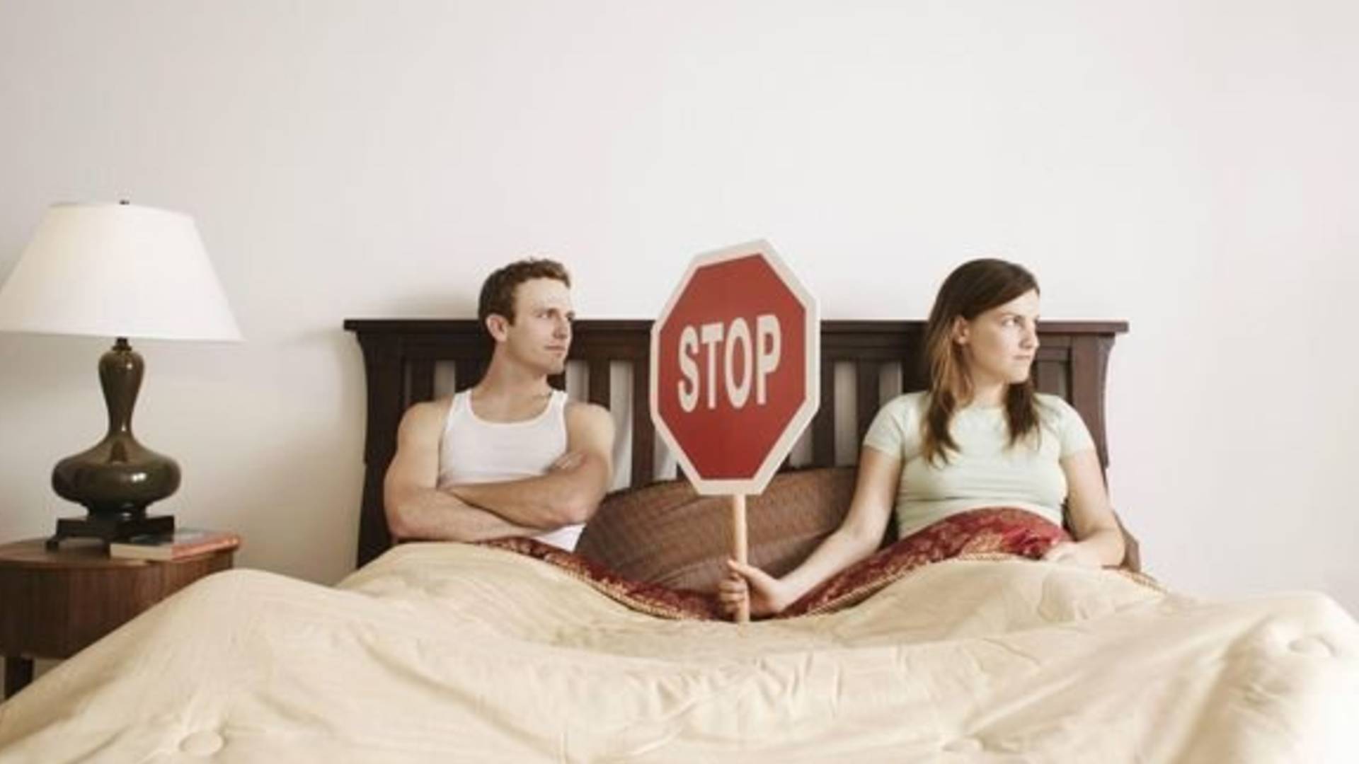 Kadınları cinsellikten soğutan 10 hata