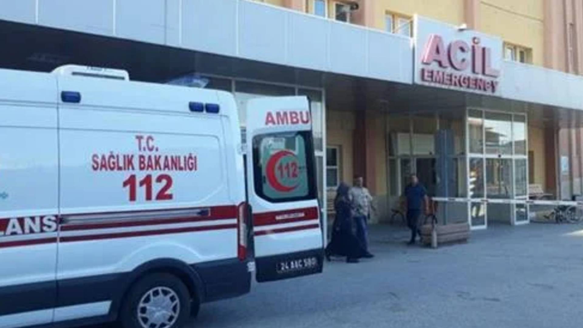 Kovid hastası balkondan kaçmaya kalktı, 10 metreden düştü