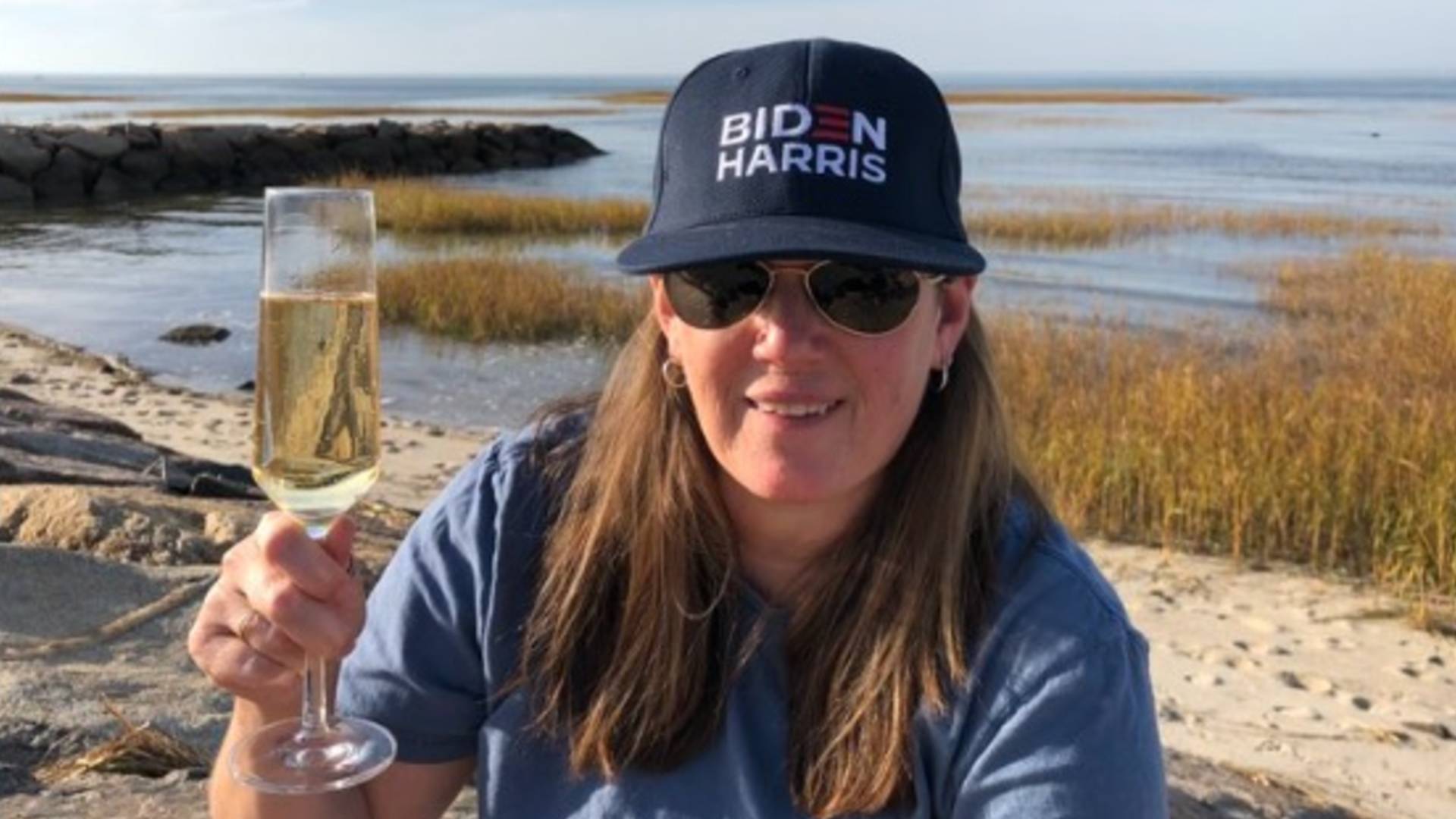 Donald Trump'ın yeğeni Joe Biden'in zaferini kutladı!