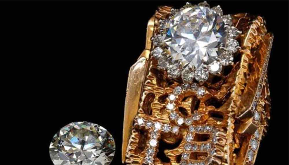 Dünyaca ünlü isimlerin eşyaları açık artırmayla satılacak (1)