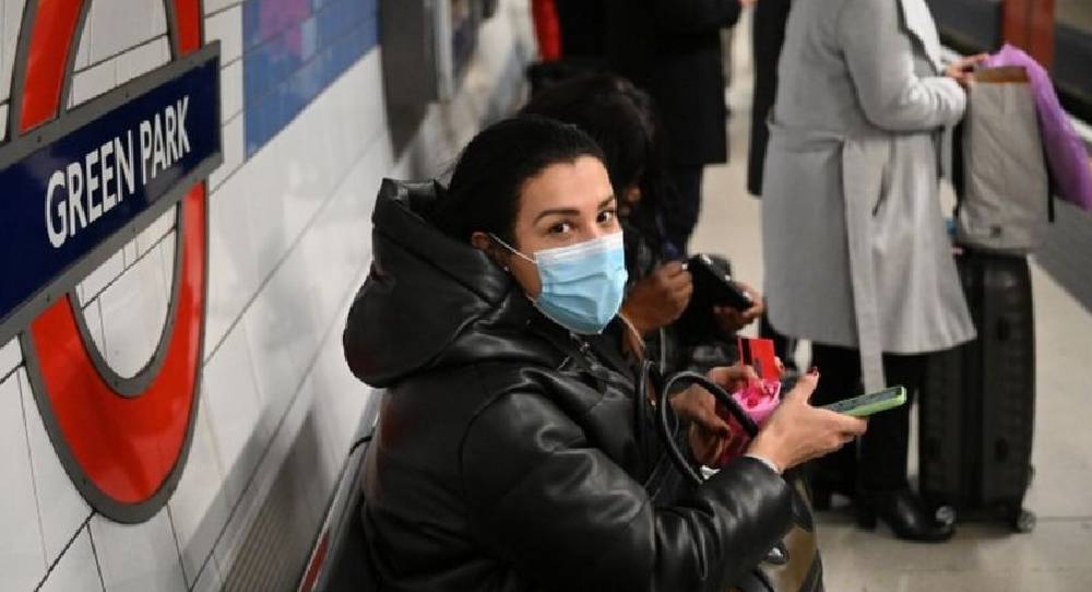 Financial Times_ İngiltere diğer ülkelere kıyasla 'daha çok para harcadı, daha başarısız oldu'