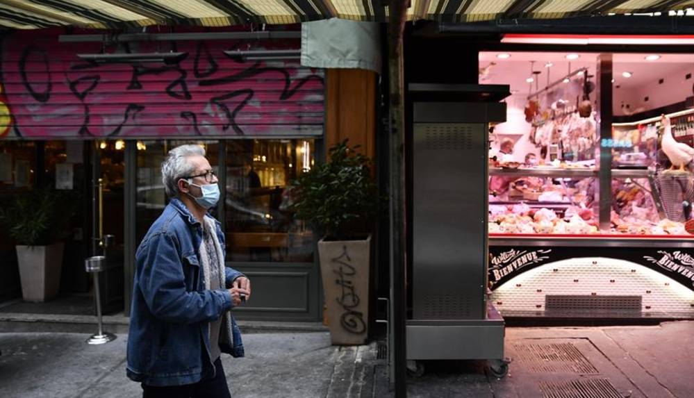 Fransa'da Bilim Kurulundan _salgında arka arkaya birkaç dalganın yaşanabileceği_ uyarısı
