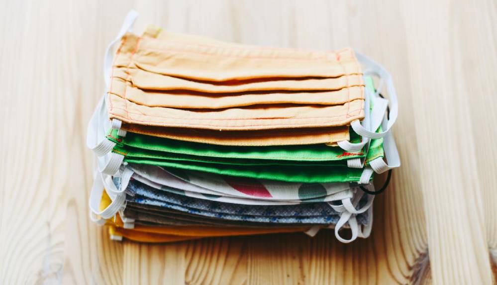 Kumaş maskelerin koronavirüse karşı _çift yönlü_ koruma sağladığı tespit edildi