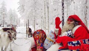 Belçika'da huzurevinde hediye dağıtan 'Noel Baba' en az 45 kişiye koronavirüs bulaştırdı