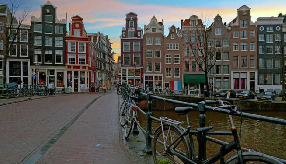 Hollanda’nın 19 Ocak’a kadar karantina kararı alacağı iddia edildi