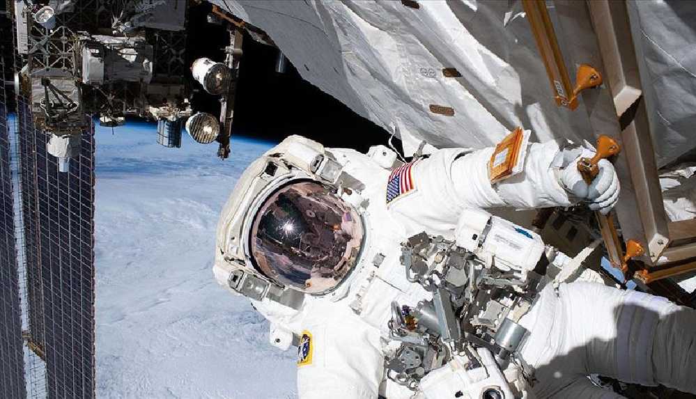 Elon Musk'ın aracıyla Uluslararası Uzay İstasyonu'na gidecek ilk turistler ve fiyatlar belli oldu_ Kişi başı 55 milyon dolar