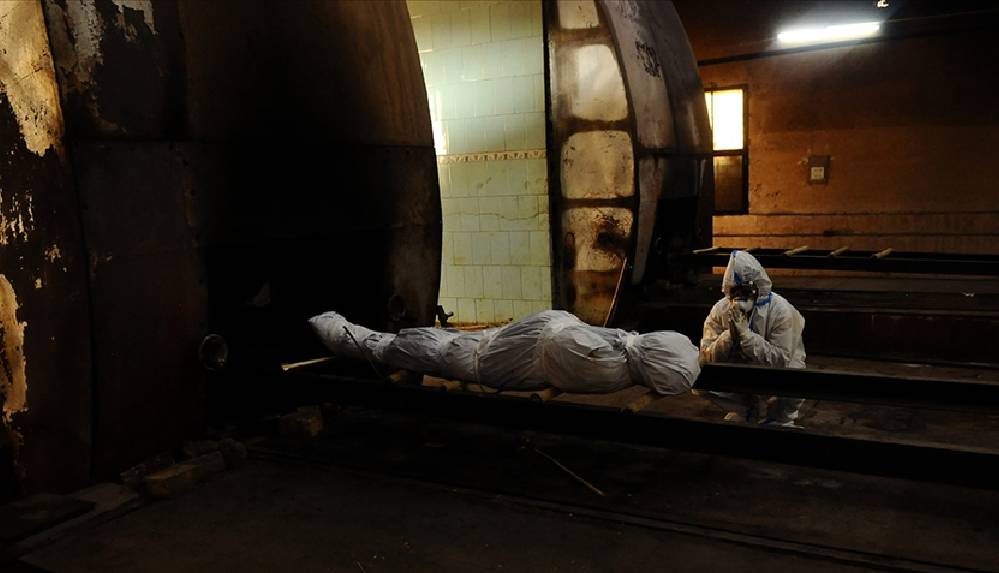 İngiltere, Sri Lanka'da Kovid-19 kurbanı Müslümanların cesetlerinin zorla yakılmasından endişeli