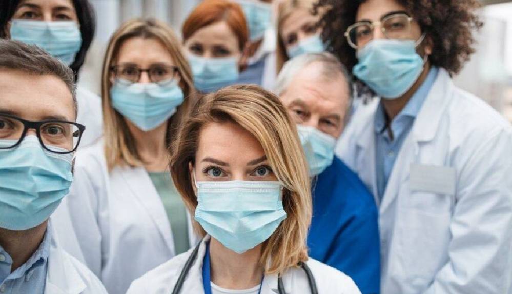 İngiltere’de kritik araştırma_ Mutasyonlu corona virüsü kadınları daha çok vuruyor