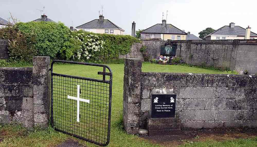 İrlanda'da kiliseye bağlı kadın evlerindeki binlerce çocuk ölümüne ilişkin soruşturma tamamlandı
