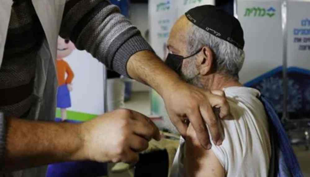 İsrail'de Pfizer aşısı yaptıran 13 kişi yüz felci oldu