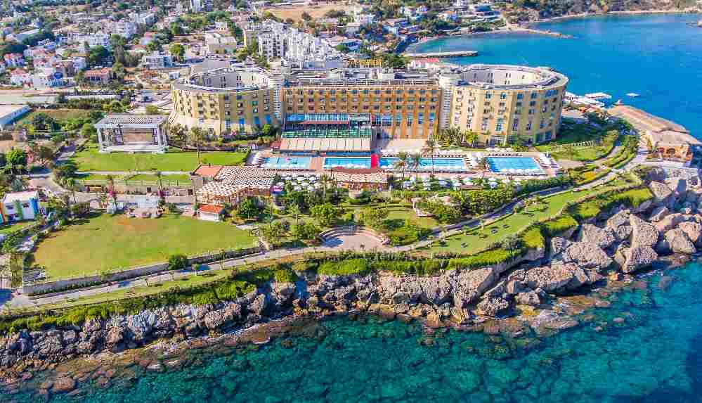 Kıbrıs’ın en büyük otel zinciri kapandı