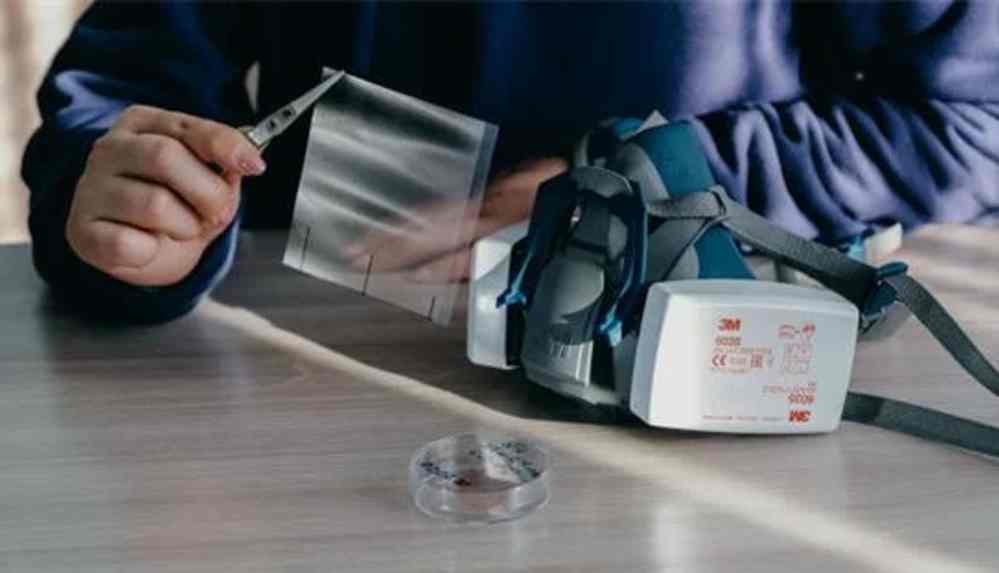 Rus bilim insanları, virüslere karşı yaklaşık yüzde 100 koruma sağlayan değiştirilebilir maske filtresi geliştirdi