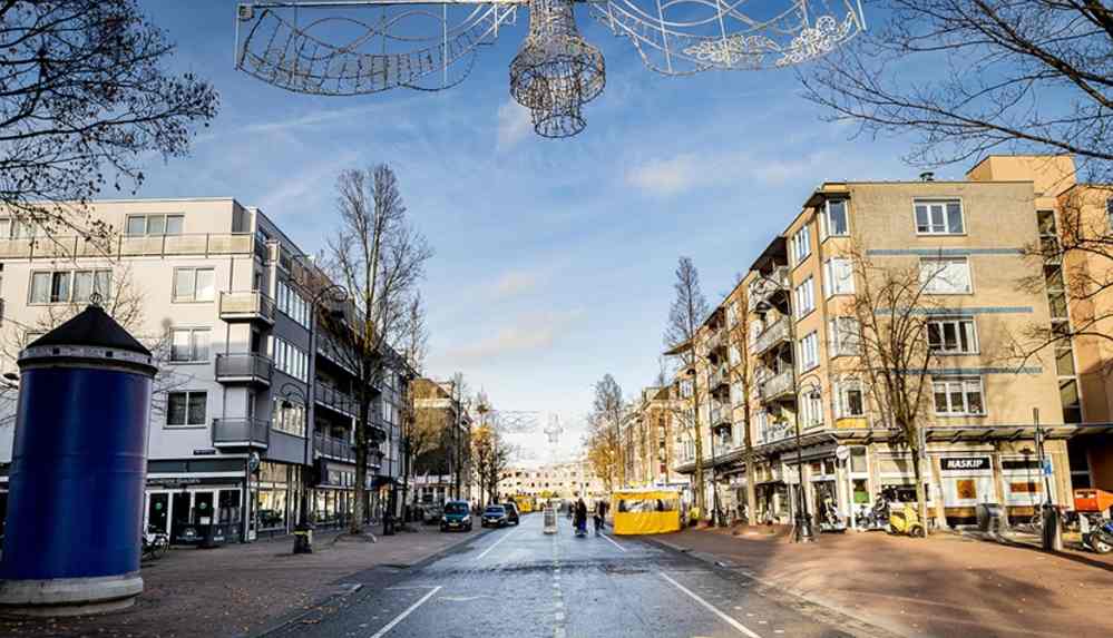 Hollanda'da mahkeme sokağa çıkma kısıtlamasının kaldırılmasına karar verdi