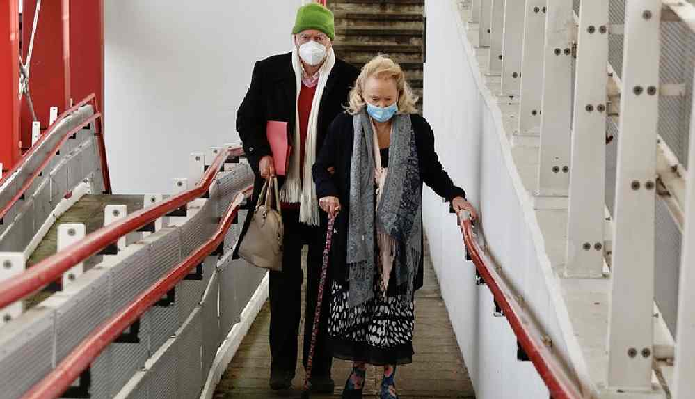 İngiltere'de otel karantinasından kaçana 5 bin pound para cezası...