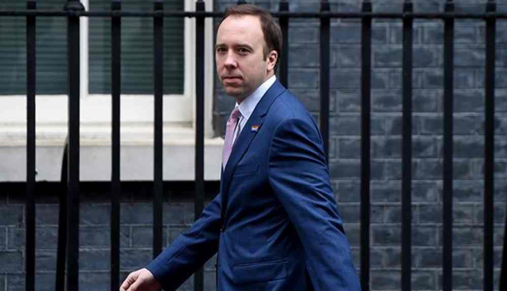 Sağlık Bakanı Matt Hancock_ _İngiltere'de yıl sonunda Covid, grip gibi olacak_
