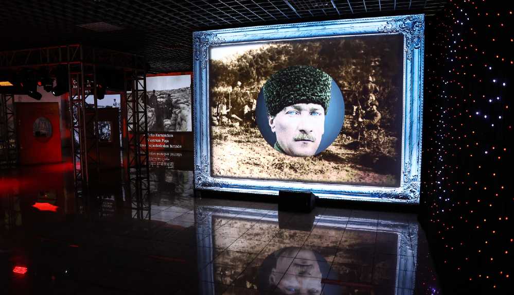 Cumhurbaşkanlığı İletişim Başkanlığının _18 Mart Çanakkale Zaferi Dijital Gösterimi_ açıldı (1)