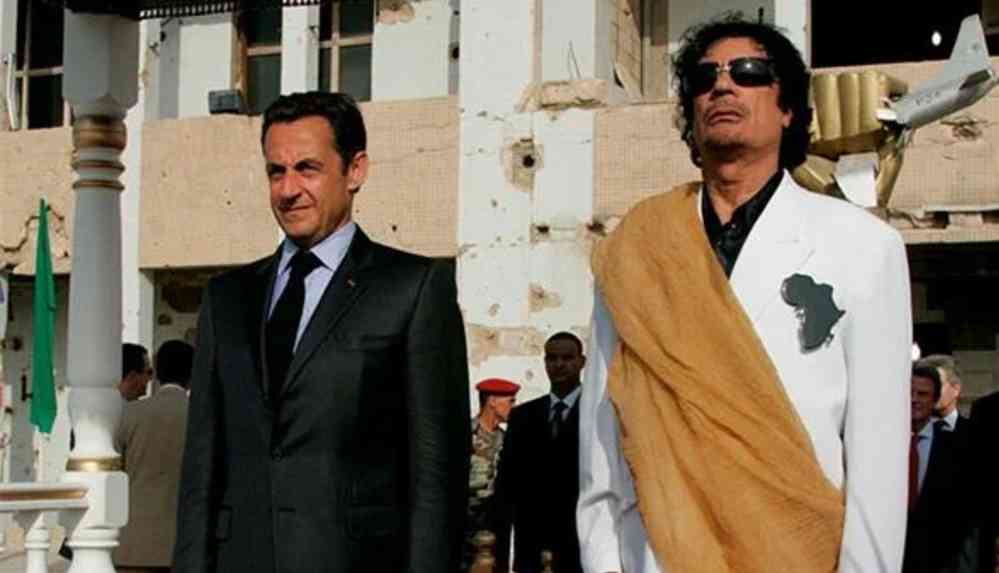 Eski Fransa Cumhurbaşkanı Nicolas Sarkozy, yolsuzluk nedeniyle 3 yıl hapis cezasına çarptırıldı