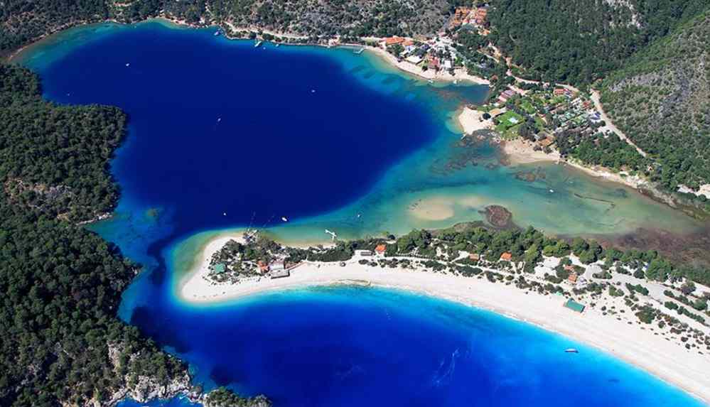 İngilizler Türkiye'de tatile 'Evet' dedi