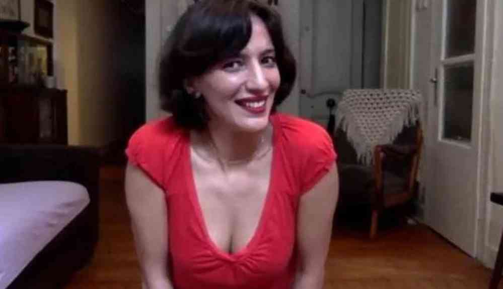 Nihal Yalçın'ın 'sanal cinsel ilişki' paylaşımları olay oldu