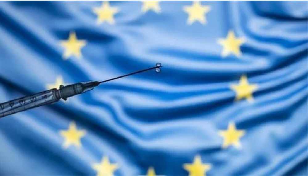 AB, temmuza kadar yetişkin nüfusun yüzde 70'inin aşılanmasını hedefliyor