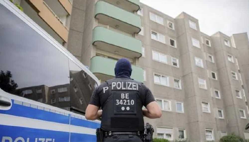 Alman polisi, Alzheimer hastası bir Türk'ü silahla vurarak ağır yaraladı