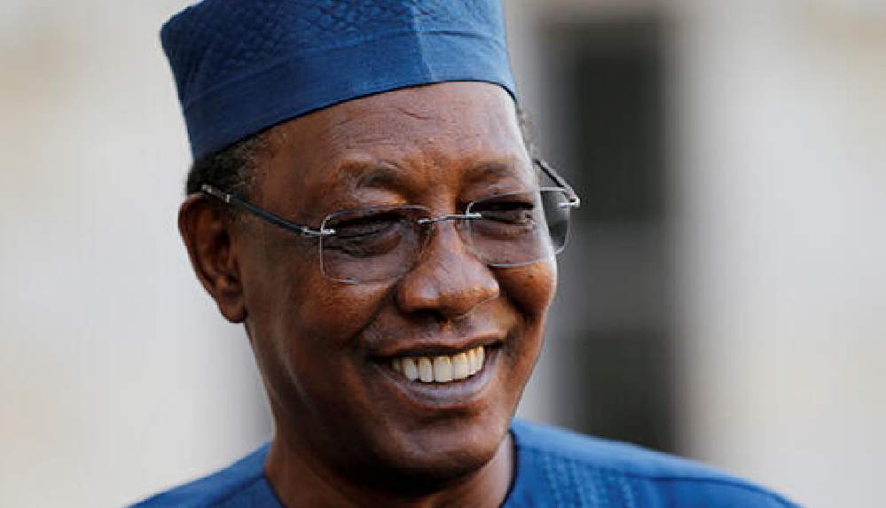 Dün altıncı kez seçim kazanan Çad Cumhurbaşkanı İdriss Debi, bugün ziyarete gittiği cephe hattında vurularak öldürüldü