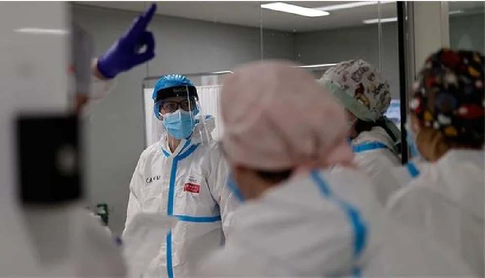 Dünya genelinde Covid-19'dan iyileşenlerin sayısı 105 milyonu geçti