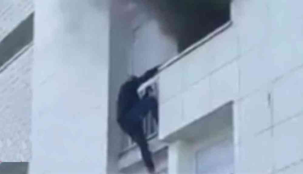 Fransa'da genç kahramanlar bir aileyi yanmaktan kurtardı