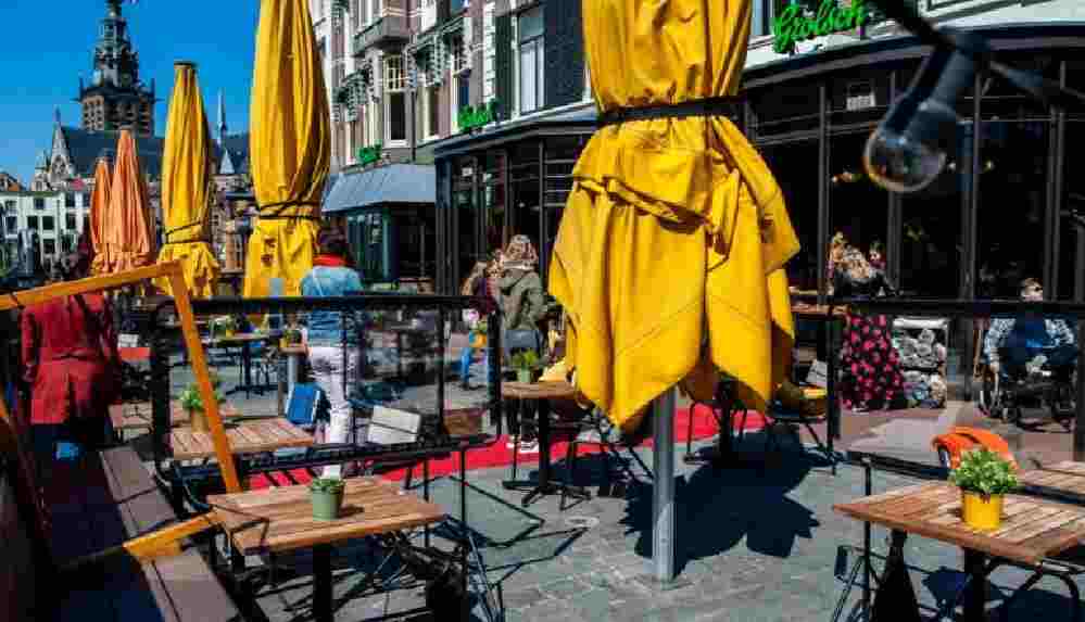 Hollanda'da koronavirüs önlemleri itirazlara rağmen gevşetildi, halka hırsızlık uyarısı yapıldı