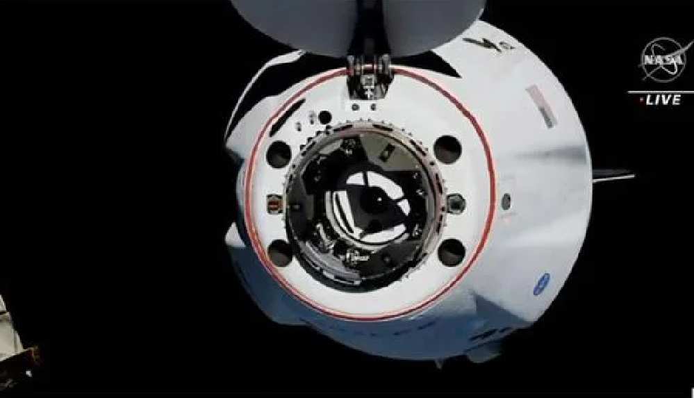 SpaceX'in Crew Dragon mekiği Uluslararası Uzay İstasyonu'na kenetlendi