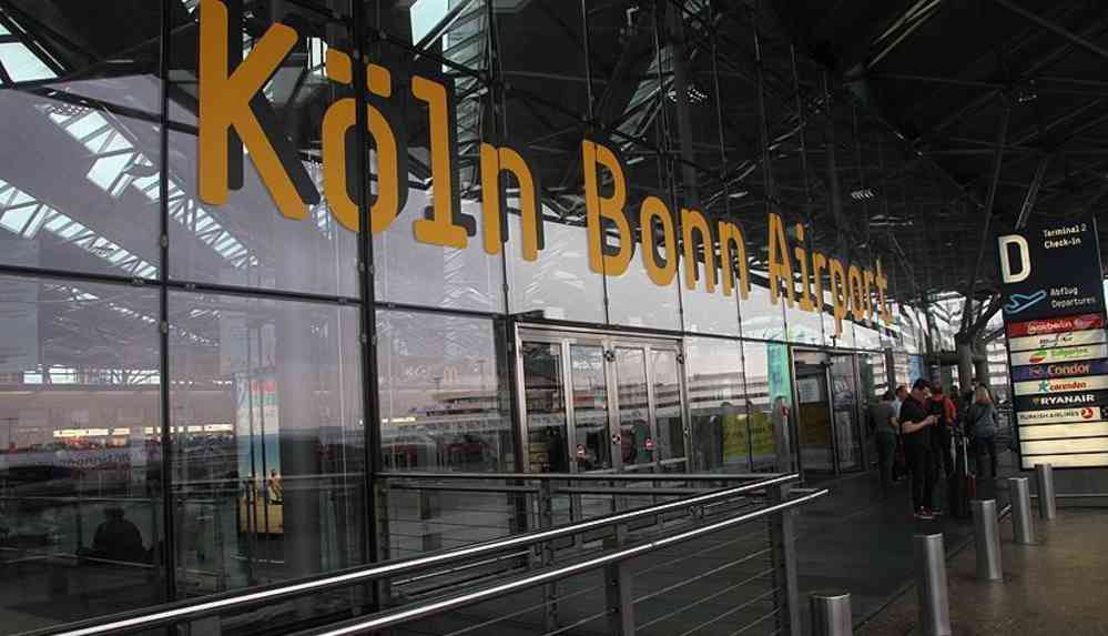 Almanya, İngiltere'den gelenlere 'Hint Covid-19 varyantı' sebebiyle 2 hafta karantina uygulayacak