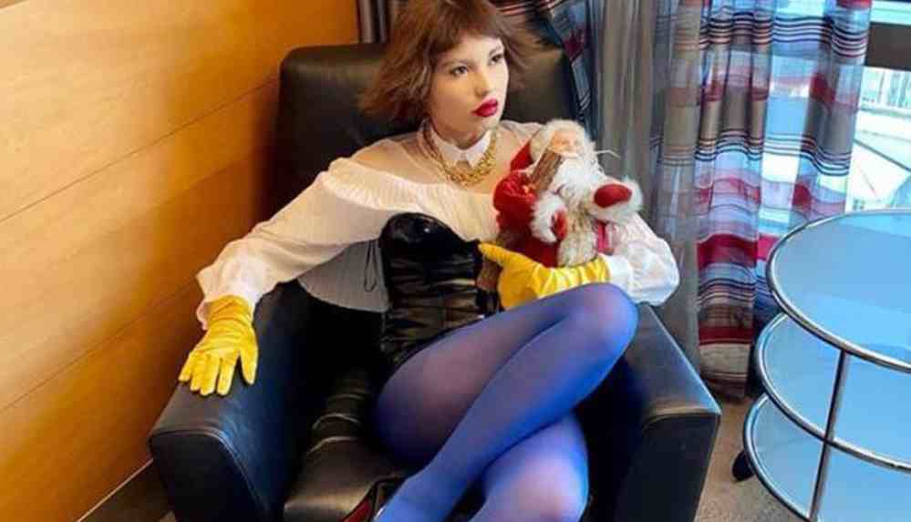 Bahar Candan'dan şaşırtan ilan_ Parayla arkadaş arıyor