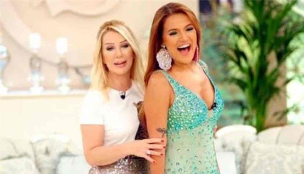 Demet Akalın ve Seda Sayan arasında ipler koptu, ortalık karıştı_ _Cenaze evine davulla gidilmez_