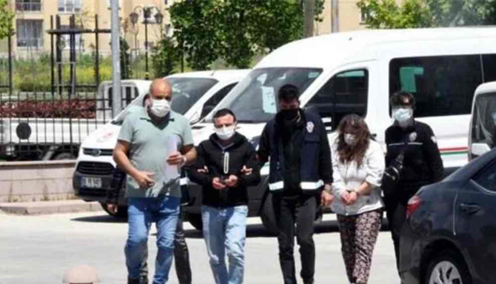 Eşiyle ilişkisinden şüphelendiği babasını, annesiyle planlayıp öldürdü