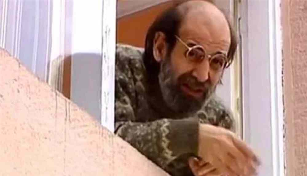 Bizimkiler dizisinin Cemil'i tiyatro sanatçısı Uğurtan Sayıner yaşamını yitirdi