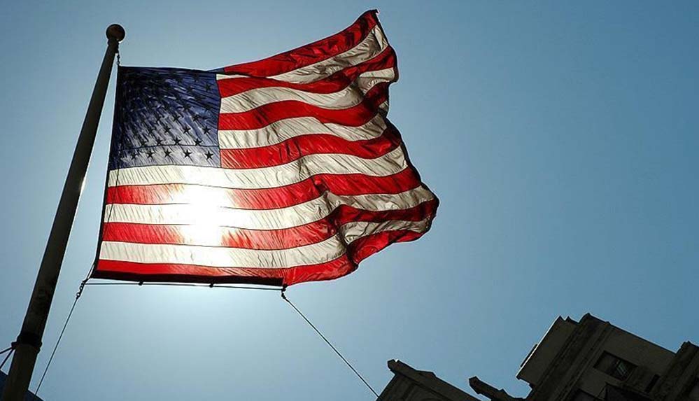 abdde-milyarder-is-adamlarinin-vergi-kayitlarinin-sizdirilmasi-tartismalara-yol-acti