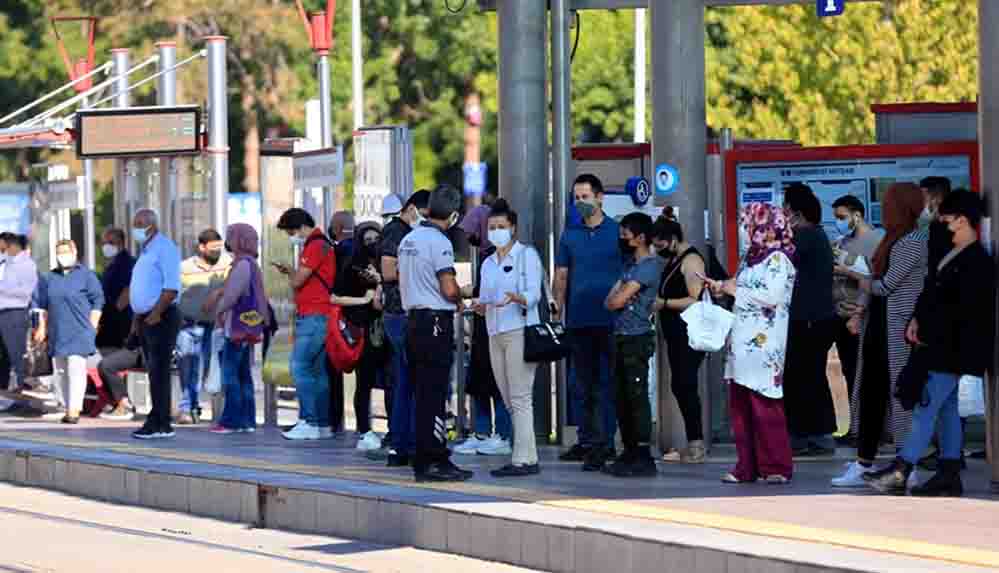 Bilim-Kurulu-Uyesi-Kayipmazdan-normallesme-uyarisi