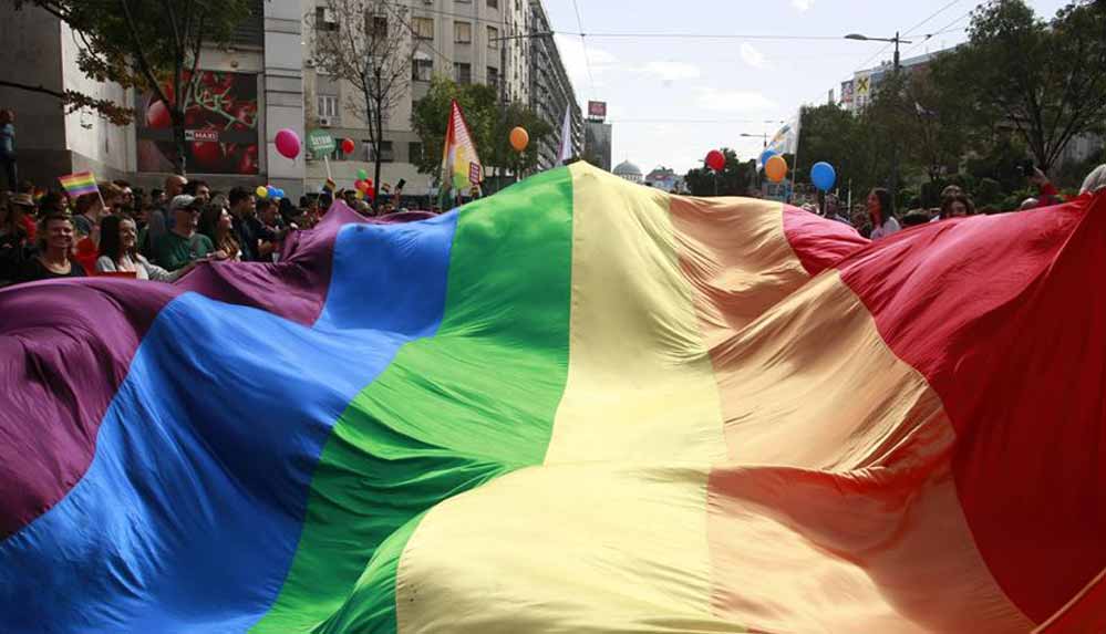 Eşcinsel-çiftin-siparişini-almayan-çiçekçinin-temyiz-başvurusu-geri-çevrildi