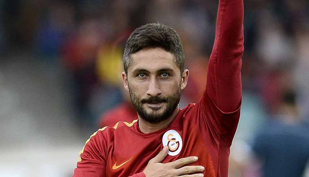 Galatasaray,-Sabri-Sarıoğlu'nun-doğum-gününü-kutlamadı,-eşi-çıldırdı