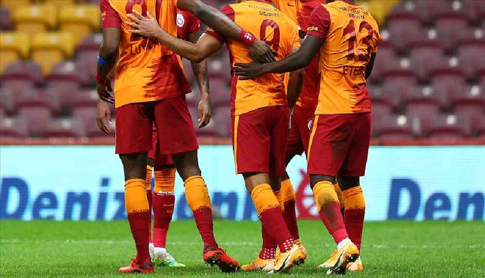 Galatasaray'da kriz! İsmi PSV maçına bildirilemedi