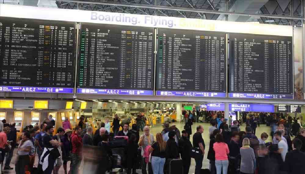 İngiltere'de seyahat listesi kısıtlamalarına yeni düzenleme geliyor. Aşılar kabul edilecek