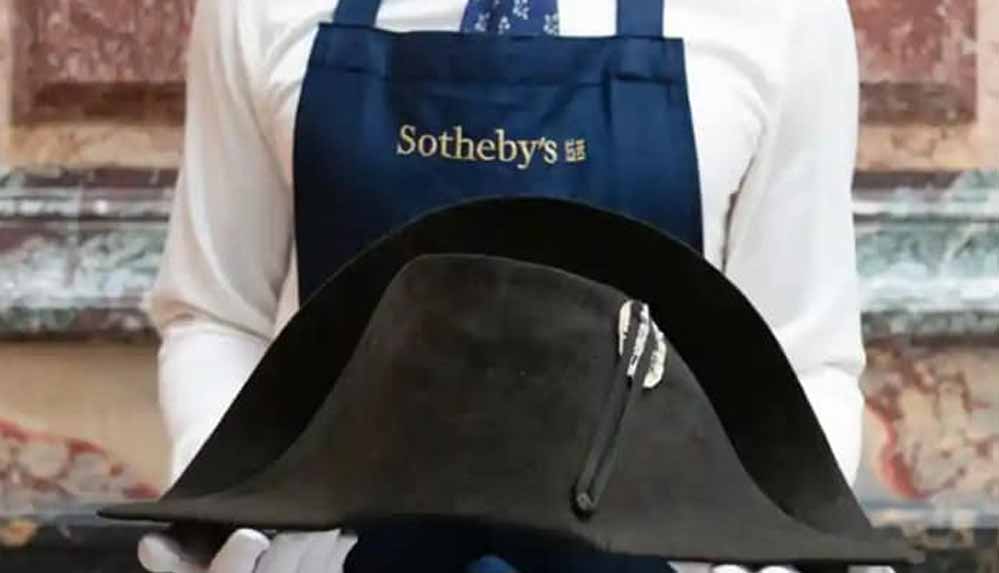 Napolyon’un-şapkası-açık-artırmaya-çıkacak