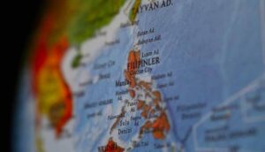 filipinlerde-85-kisiyi-tasiyan-askeri-ucak-dustu